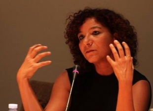 منى البرنس: تكييف مركزى فى كل المصالح الحكومية أو 